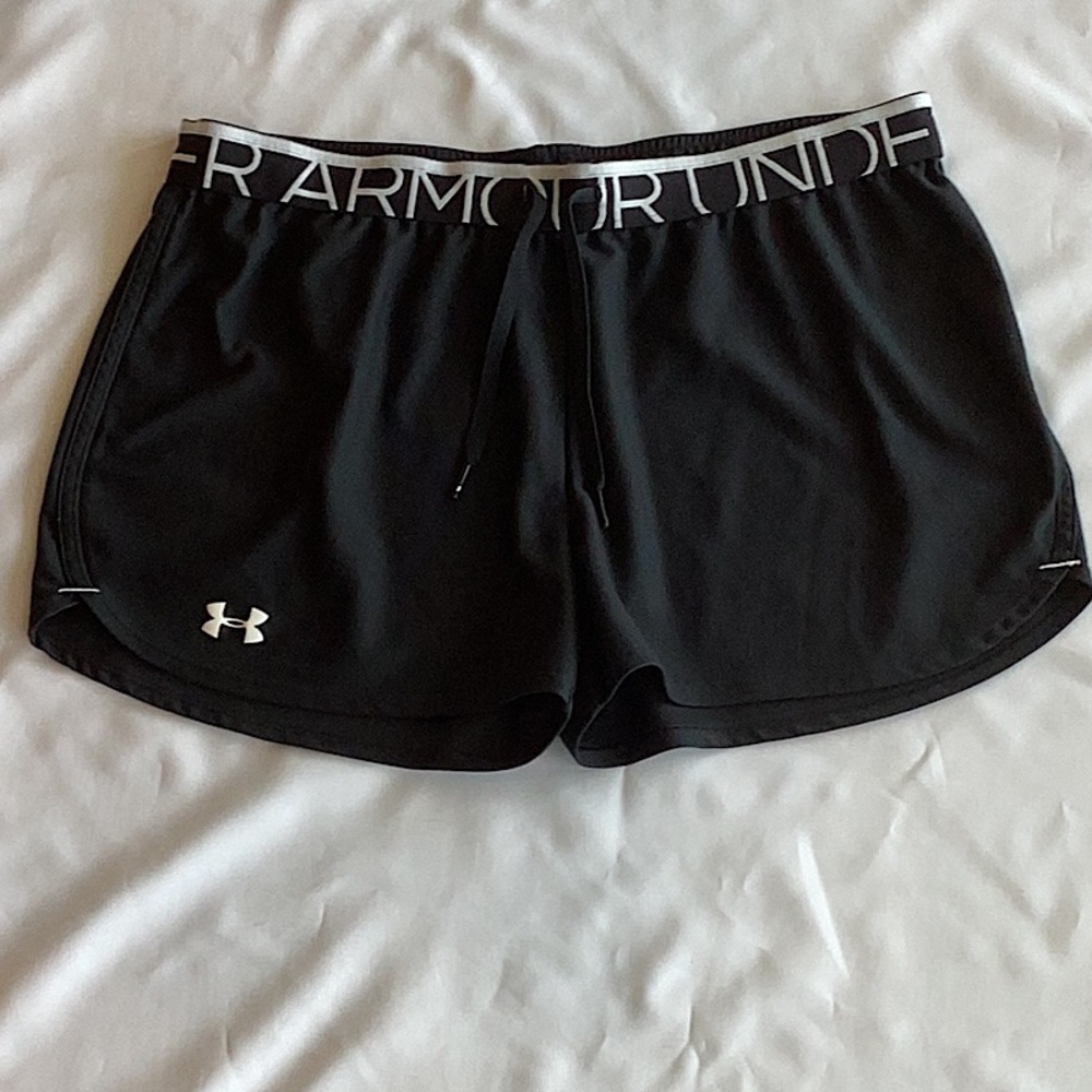 2 For $10 Under Armour Running Short in Black Size L